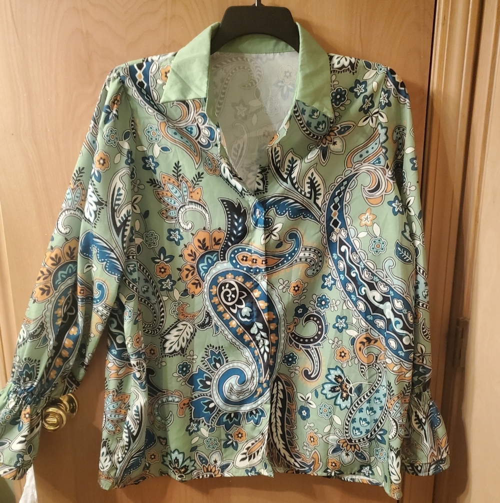 Green Paisley Button Up Blouse, Size 2X